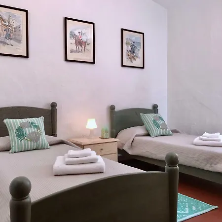 Villalbema Villa Geremèas