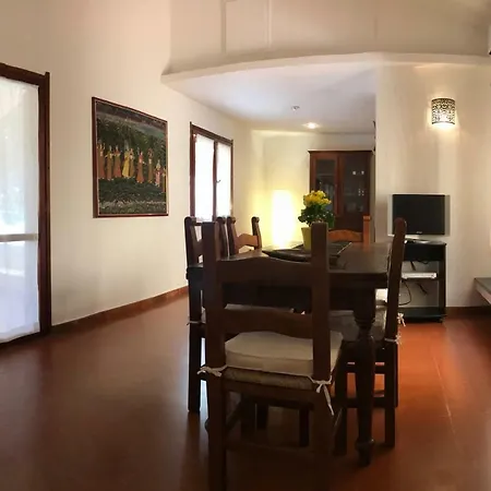 Villalbema Villa Geremèas